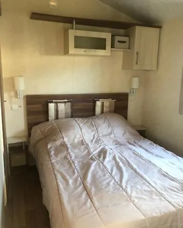 Campsite Mobilhome 582 Les Charmettes 3ch Equipe *